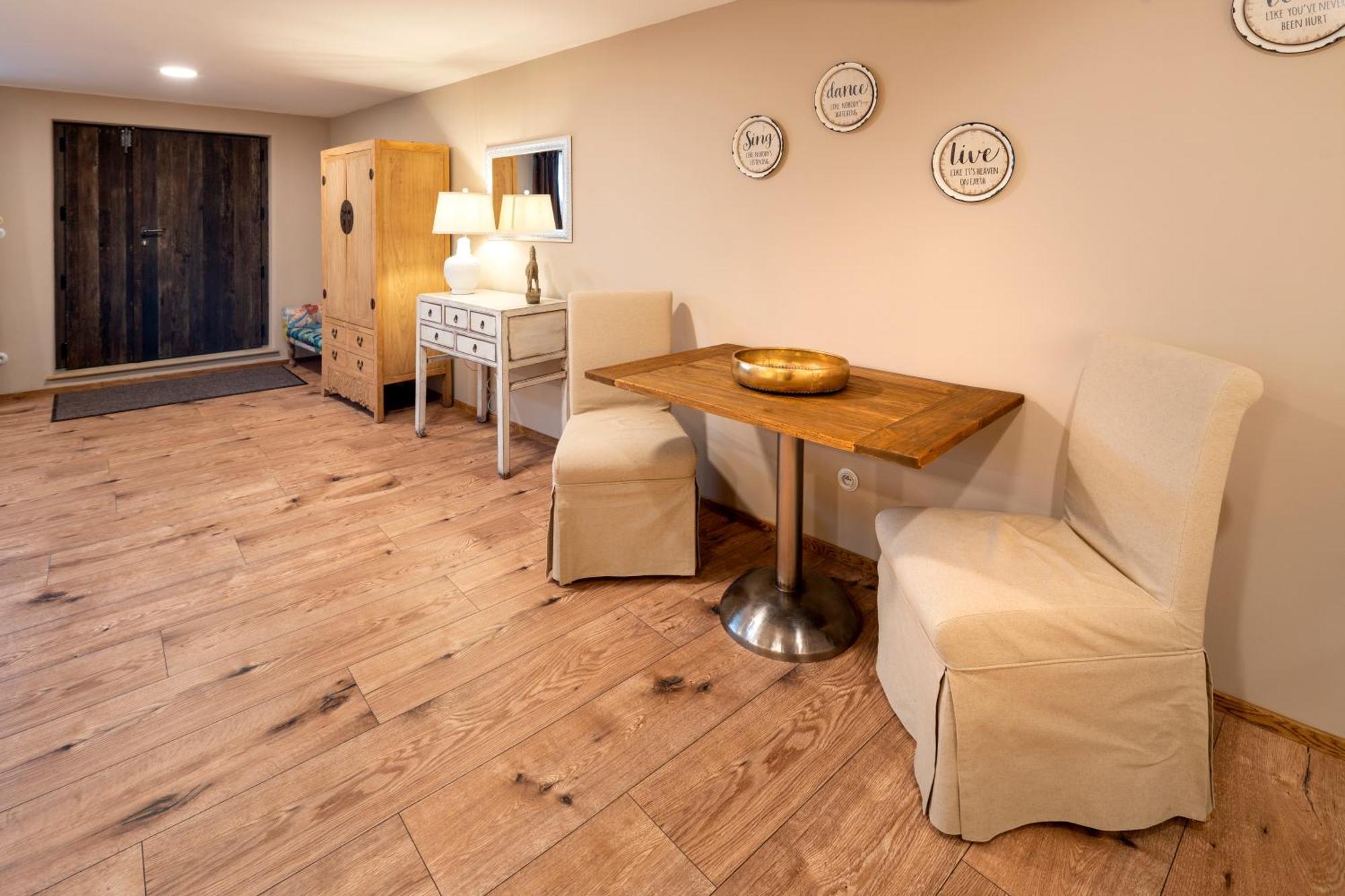 Prague West - Studio Chyne Terrace Extérieur photo